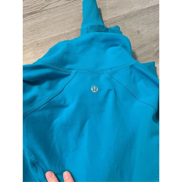 Lululemon Define Jacket Size 6 - Picture 3 of 4